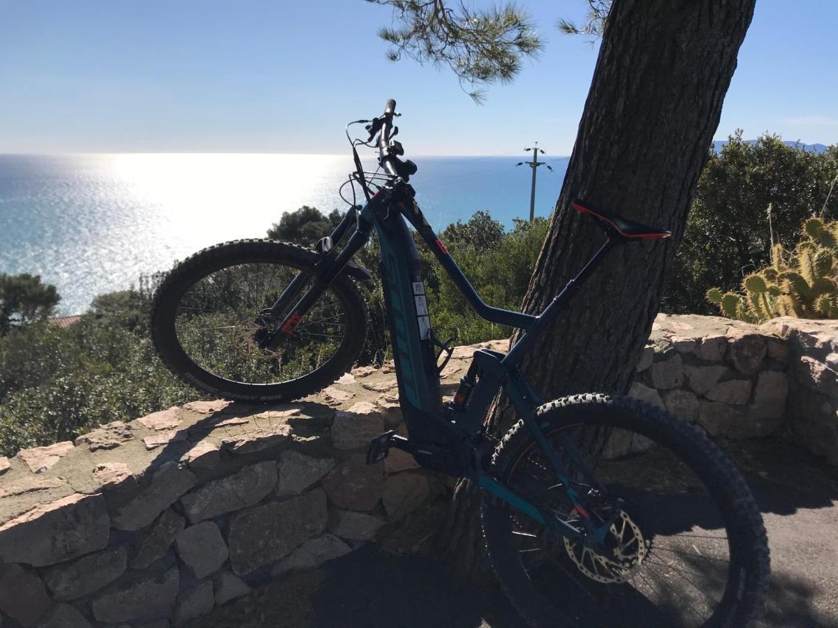 Bike&Boat Argentario Hotel ポルト・サント・ステーファノ エクステリア 写真
