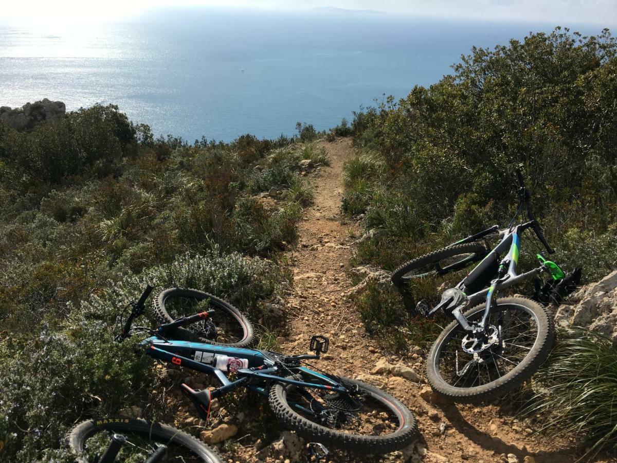 Bike&Boat Argentario Hotel ポルト・サント・ステーファノ エクステリア 写真
